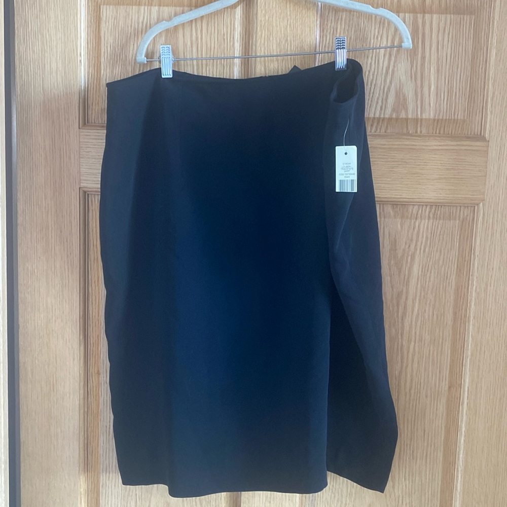 Louben skirt in size 20- new with tags!